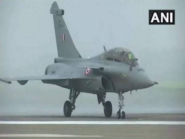 India, France to begin negotiations this week in mega Rs50,000 crore 26 Rafale Marine jet deal