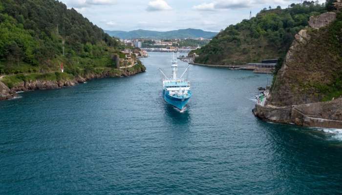Fisheries Development Oman commissions state-of-the-art vessel ADAMAS