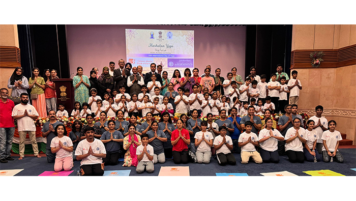 Indian Embassy in Oman hosts yoga session for children