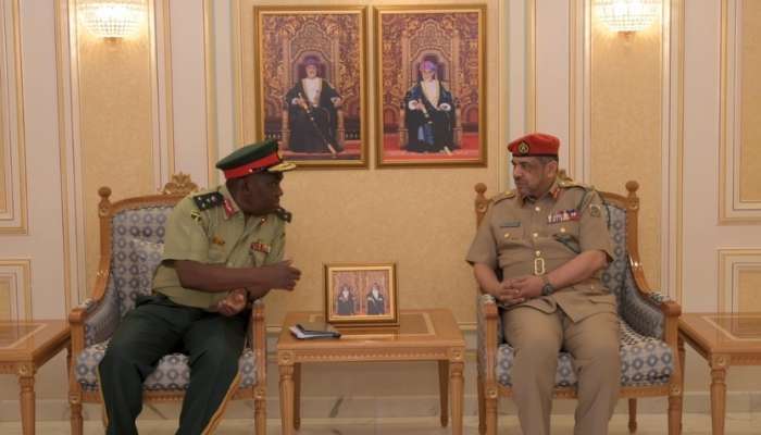 Oman, Zimbabwe discuss matters of mutual interest