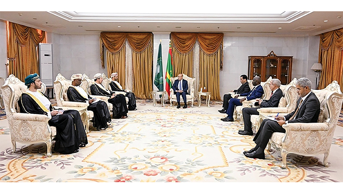 Sayyid Badr conveys greetings of  HM to the Mauritanian President
