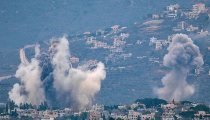 طيرانُ الاحتلال الإسرائيلي ينفّذ عدة غارات على القرى الحدودية اللبنانية الجنوبية