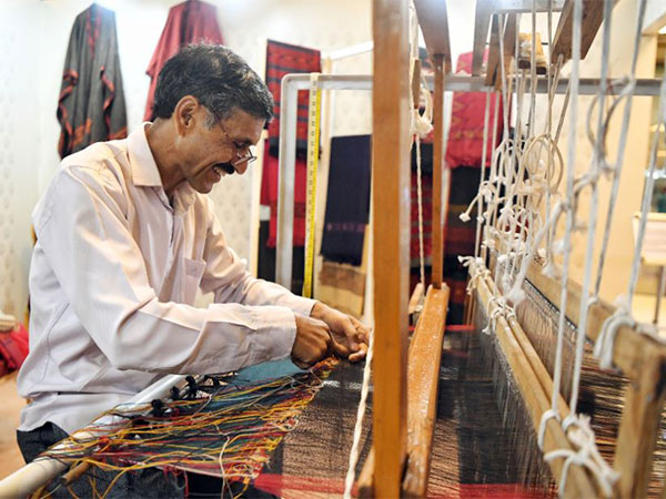 Indian textile exports surge by 9.59% in May despite global economic challenges