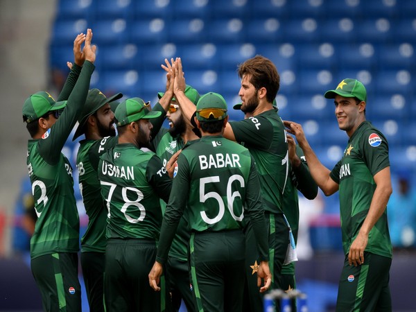 T20 WC: Shaheen Afridi slogs Pakistan to three-wicket win over Ireland in final group game