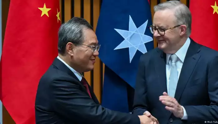 Australia's Albanese and China's Li hold talks to mend ties