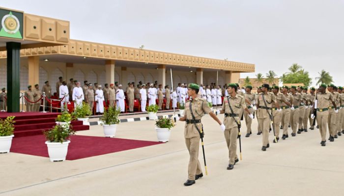 الجيش السلطاني العُماني يحتفل بتخريج دفعة من الجنود المستجدين بقوات الفرق