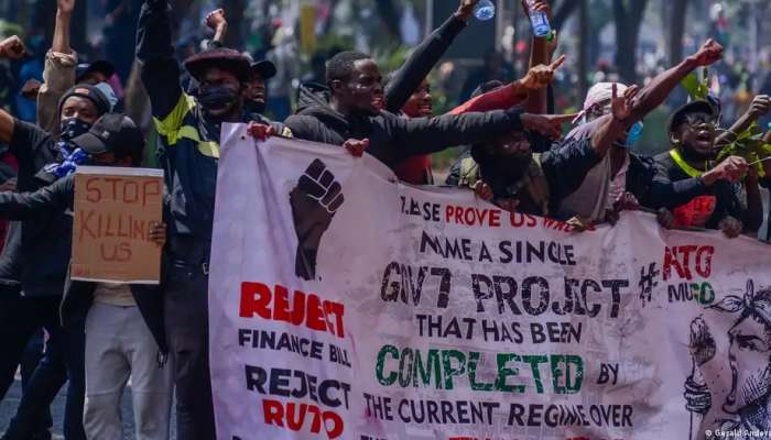 Kenya: Calls for new protests as death roll rises 22