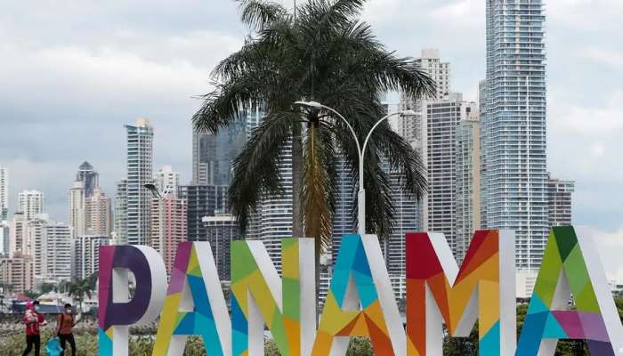 Panama court acquits 28 in Panama Papers trial