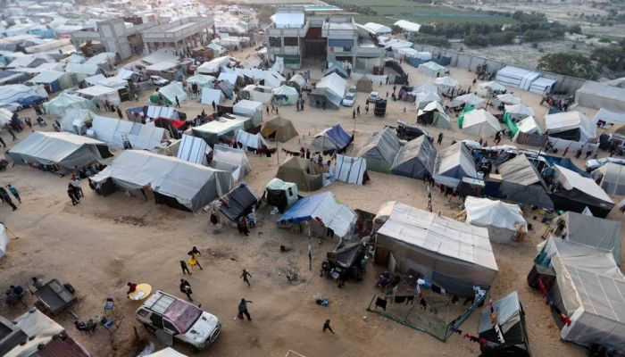 الاحتلال الإسرائيلي يستهدف خيام النازحين في غزة