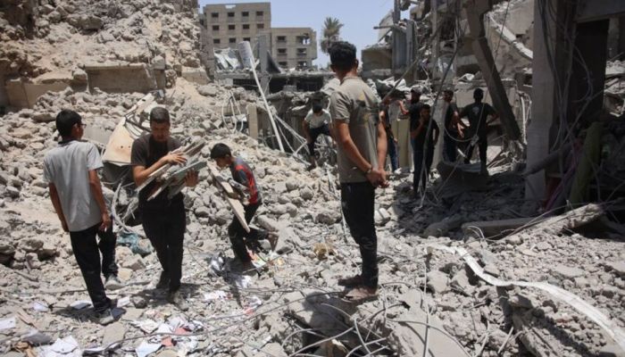 قصف متجدد للعدوان الإسرائيلي على غزة يخلف 93 شهيدًا