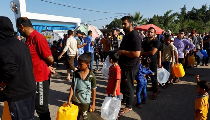الأونروا تحذر من نقص المياه وتفاقم خطر الأمراض المعدية في غزة