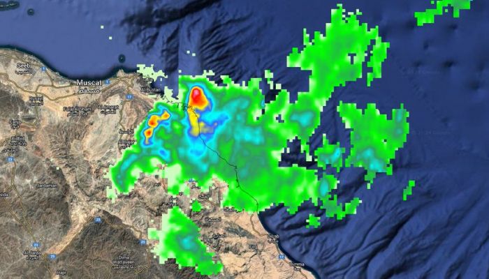 حاليا..هطول أمطار متفاوتة الغزارة على أجزاء من محافظة مسقط