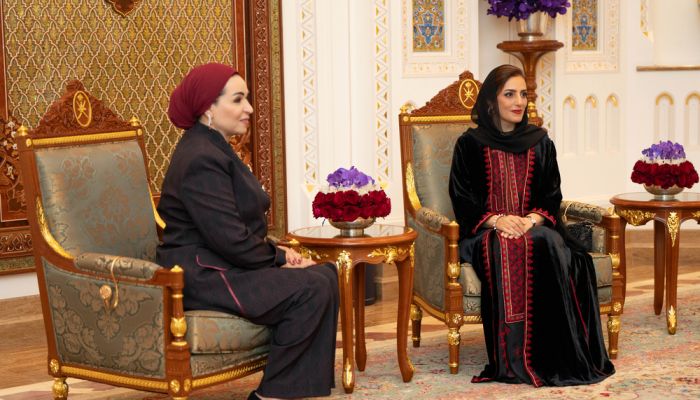 السّيدةَ الجليلةَ وحرمُ الرئيس المصري تعقدان لقاء وديًّا