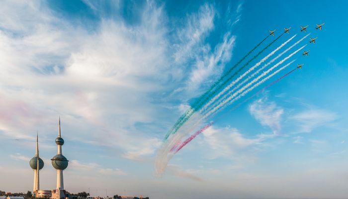 دولة الكويت تحتفل بعيدها الوطني الـ 64