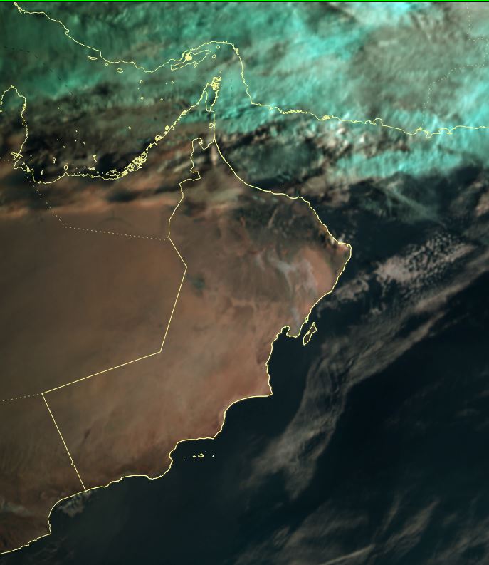 الطقس: غائم جزئيًا وفرص لهطول أمطار على مسندم