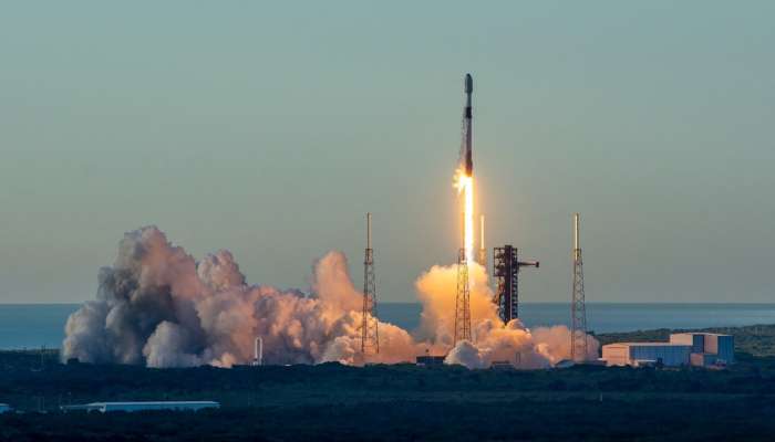 SpaceX launches 23 new starlink satellites into orbit