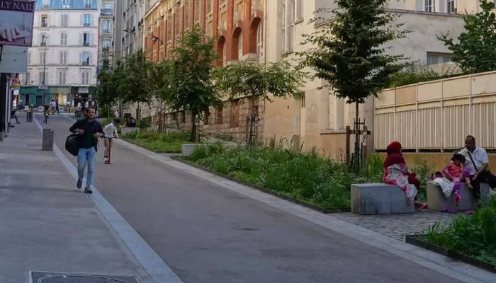 Paris to increase car-free zones after city vote