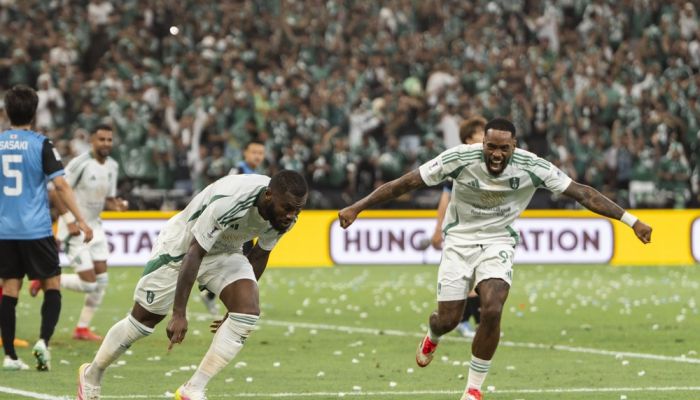 الأهلي السعودي يتوج بدوري أبطال آسيا للنخبة لكرة القدم