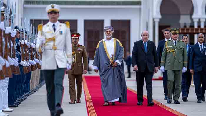 His Majesty leaves Algiers after a two-day state visit