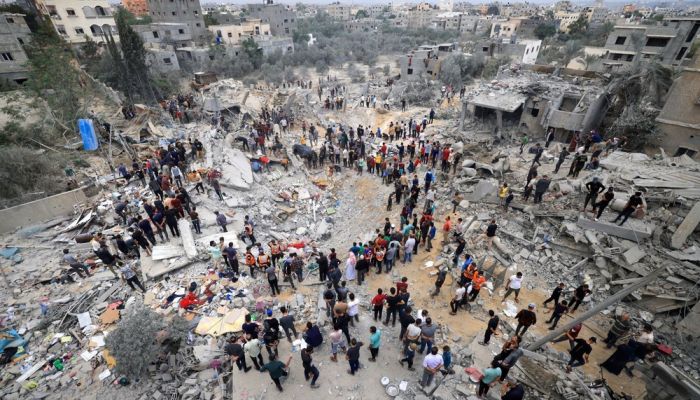 16  شهيدًا في قصف الاحتلال الإسرائيلي مدرسة تؤوي نازحين في قطاع غزة