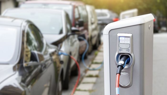 الوكالة الدولية للطاقة: ارتفاع مبيعات السيارات الكهربائية والهجينة إلى أكثر من 20% في 2025