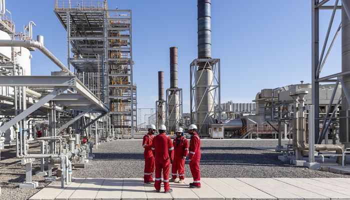وقود السيارات العادي في سلطنة عُمان يقفز 13 %