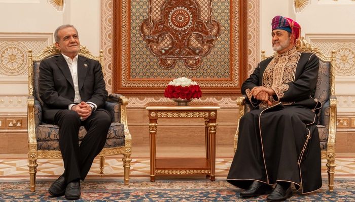 جلالة السُّلطان المعظم يُقيم مأدبة عشاء رسميّة بضيافة قصر العلم العامر تكريمًا للرئيس الإيراني