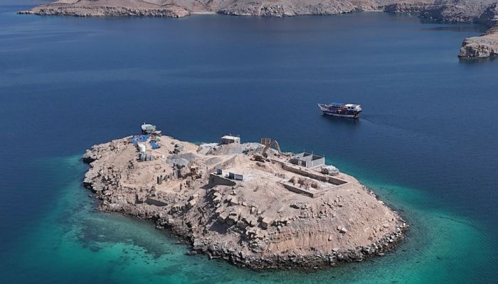 50 %.. إنجاز كبير في مشروع تطوير جزيرة التلغراف بمسندم