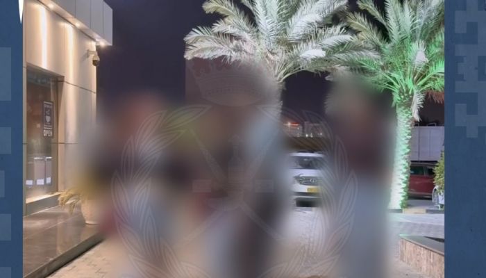 القبض على 4  أشخاص من جنسيات مختلفة بعد تداول مقطع مخالف للآداب العامة