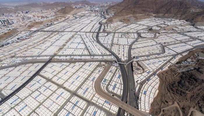 يوم التروية.. انطلاقة أعظم رحلة إيمانية في مشعر 'منى'