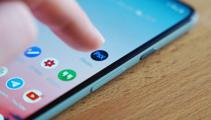 أدوبي تطلق نسخة تجريبية من تطبيق فوتوشوب على أندرويد
