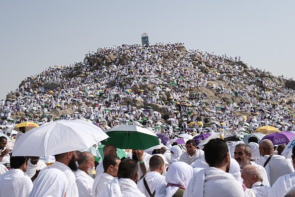 وفاة حاج عماني أثناء ارتفاع المناسك في ركن الحج الأعظم