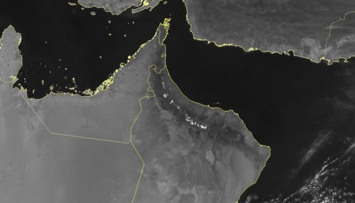 الأرصاد: تشكل السحب على جبال الحجر وفرص لهطول أمطار