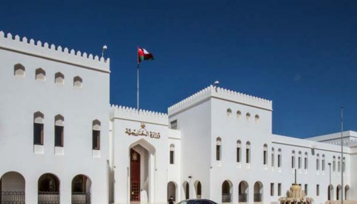 سلطنة عُمان تقود جهود دبلوماسية لوقف هجمات إسرائيل على إيران