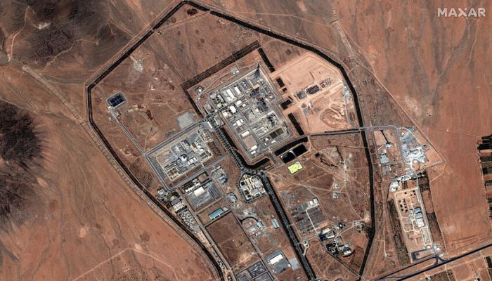 التلفزيون الإيراني: تم إخلاء المنشآت النووية الثلاث في نطنز وفوردو وأصفهان قبل الضربة الأمريكية