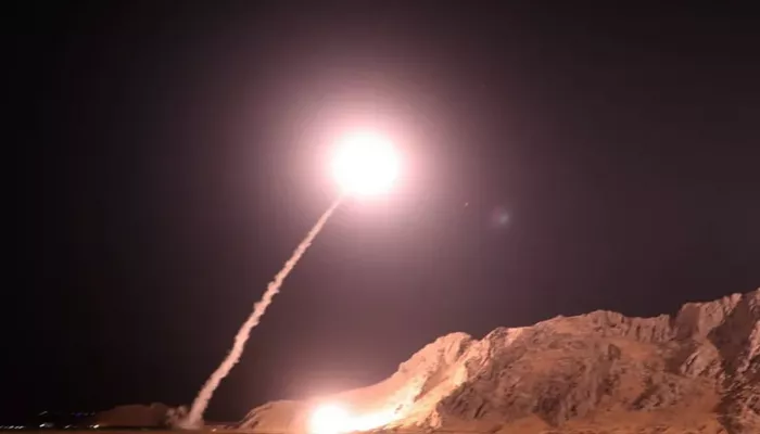 قتلى إسرائيليون بهجوم إيراني على بئر السبع