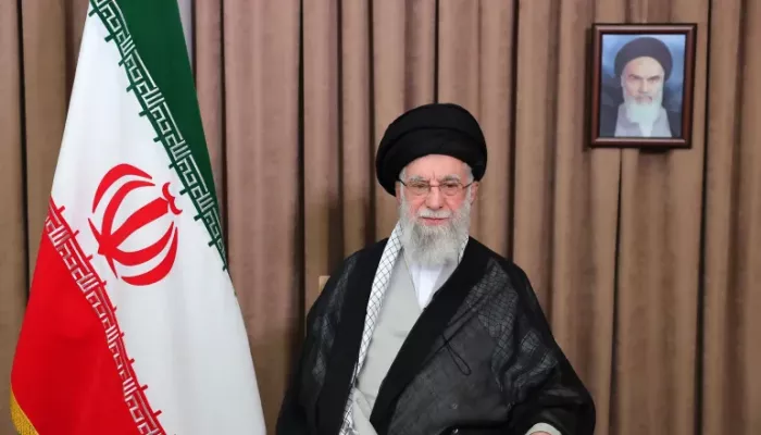 خامنئي يوجه رسائل لترامب وإسرائيل في أول ظهور بعد توقف الحرب