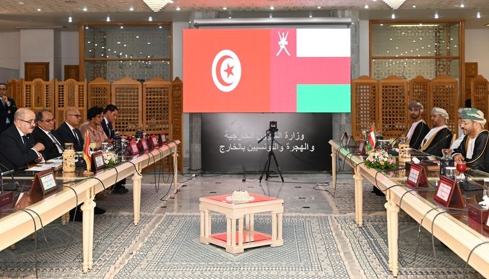 مشاورات عمانية تونسية لتطوير العلاقات السياسية والاقتصادية والثقافية