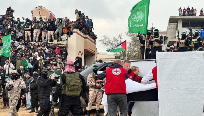 إسرائيل تطالب بإفراج حماس عن الأسرى دون مراسم أو ضجة