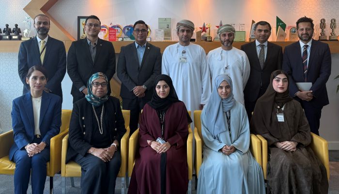 بنك مسقط وميثاق للصيرفة الإسلامية يبحثان تعزيز التعاون المشترك مع هيئة الأوراق المالية الماليزية