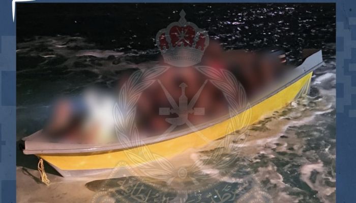 ضبط 29 متسللًا من جنسيات آسيوية قبالة شاطئ شناص