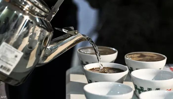 الإفراط في القهوة خلال الطقس الحار.. خطر خفي على صحتك