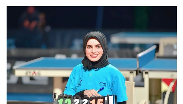 صافرة عُمانية تُدوّي عالميًا.. عائشة السعيدية تدير نهائي الجامعات بين الصين وتايبيه في إنجاز تاريخي