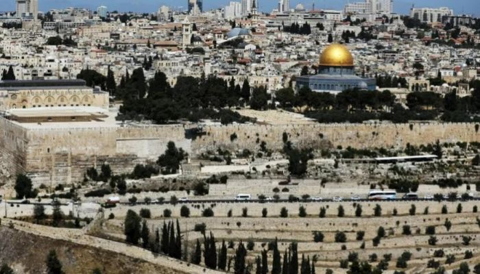 سلطنة عُمان تشيد وترحّب بالإعلان التاريخي للرئيس الفرنسي عزم بلاده الاعتراف بدولة فلسطين