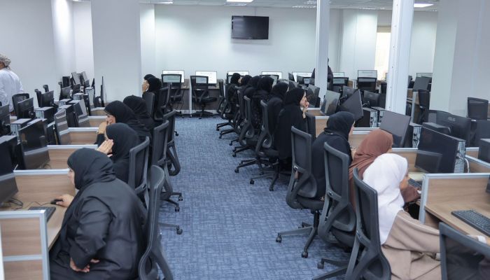 وزارةُ العمل تعلن عن توافر (811) وظيفة شاغرة بعدد من الوحدات الحكومية