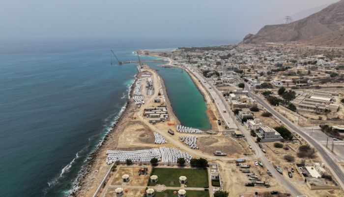 مشروع تأهيل كواسر الأمواج بنيابة طيوي يدعم التنمية المستدامة في المجتمعات الساحلية