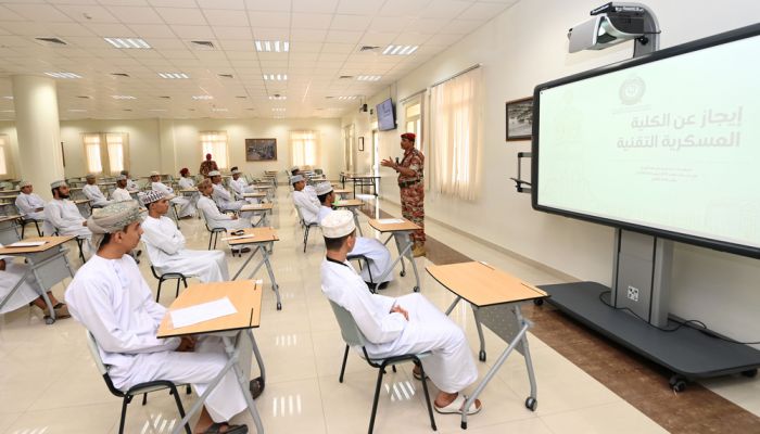 الكلية العسكرية التقنية تستقبل دفعة جديدة من الطلبة