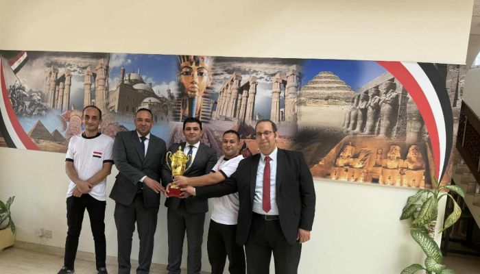 نائب السفير المصري يستقبل بعثة الكاراتية المصرية المشاركة في "بطولة مسقط للأندية"