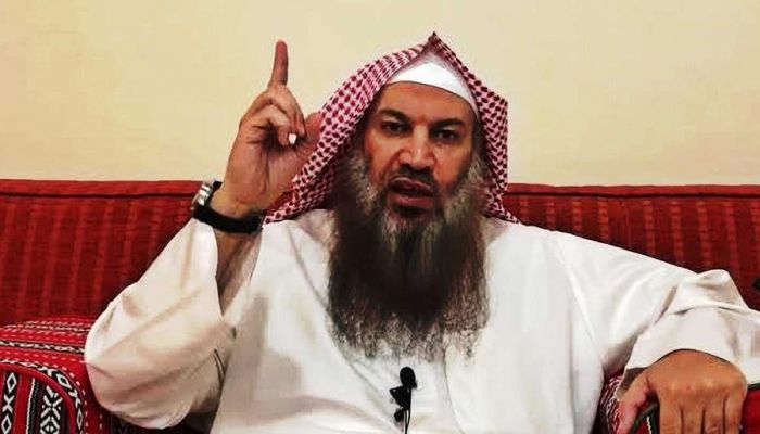 الكويت تمنع الداعية سالم الطويل من الخطابة وتطالبه بإخلاء مسكنه