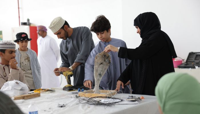 وزارة الثقافة والرياضة والشباب تختتم ورشة تصميم مجسمات بالأسلاك لتعزيز الإبداع والابتكار الفني